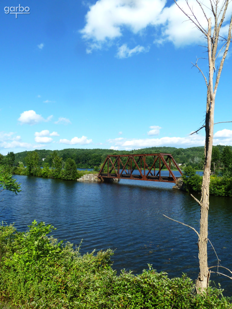 train bridge over the Connecticut river